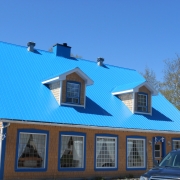 Réfection d'une toiture de tôle - Jeff Tech Rimouski